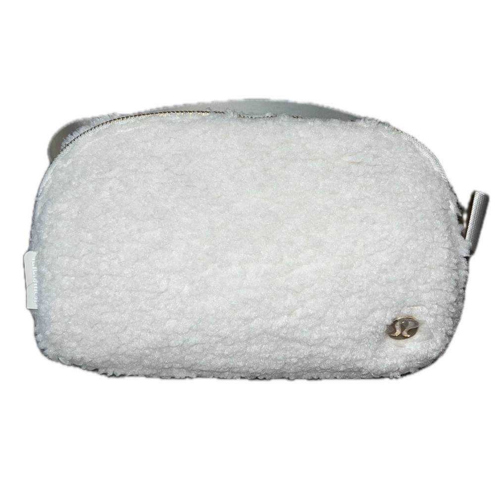 lululemon athletica Everywhere Fleece Belt Bag Ivory Trench